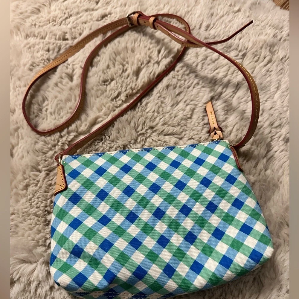 Dooney & Bourke interior one red