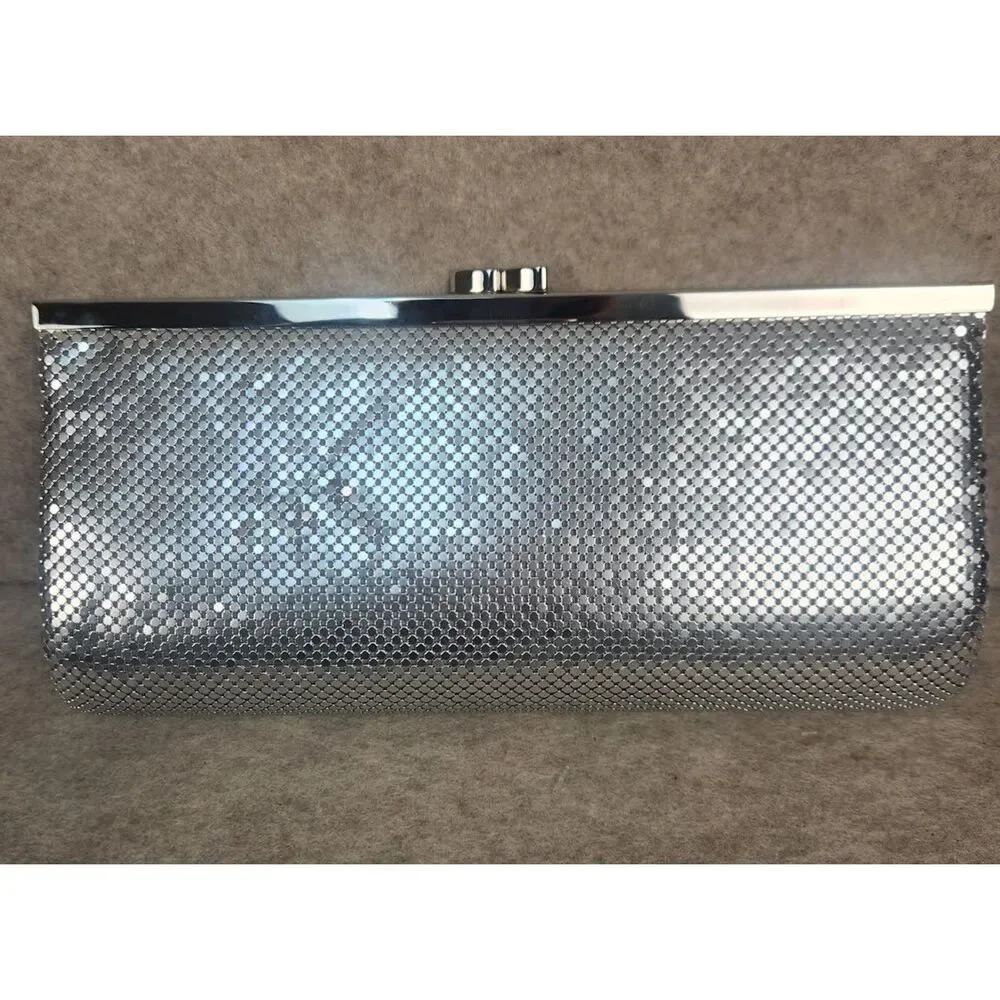 Vintage Valerie Stevens Women's Silver Mesh Clutch Purse With Chain & Mirror