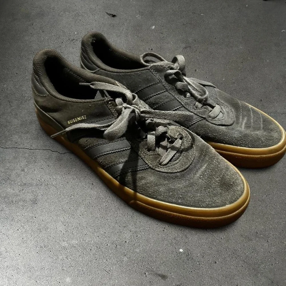 N/A adidas busenitz