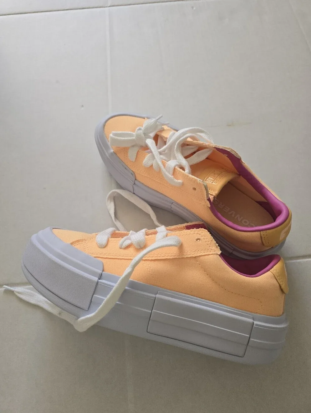 Converse new without