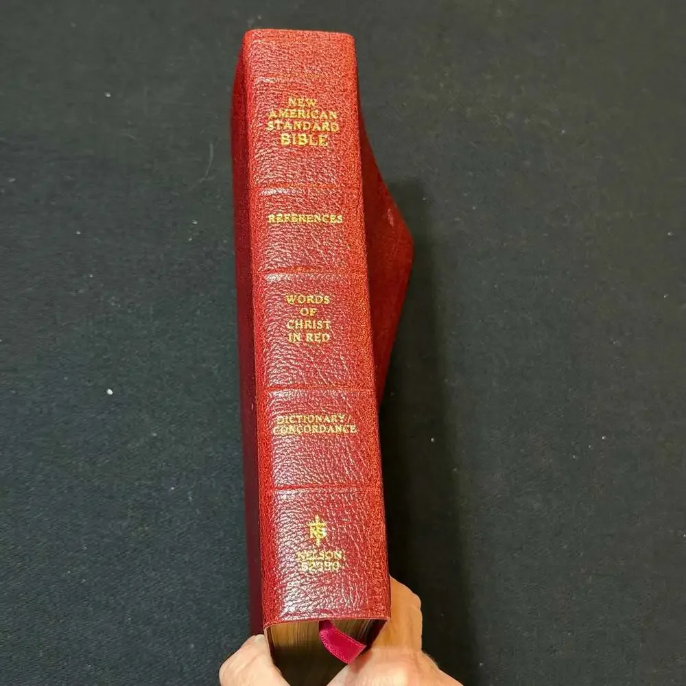 Thomas Nelson gently used