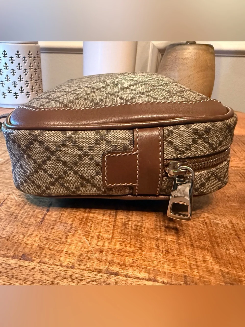 Gucci Diamante Coated Canvas Wristlet Clutch – Brown/Beige | Style 267921