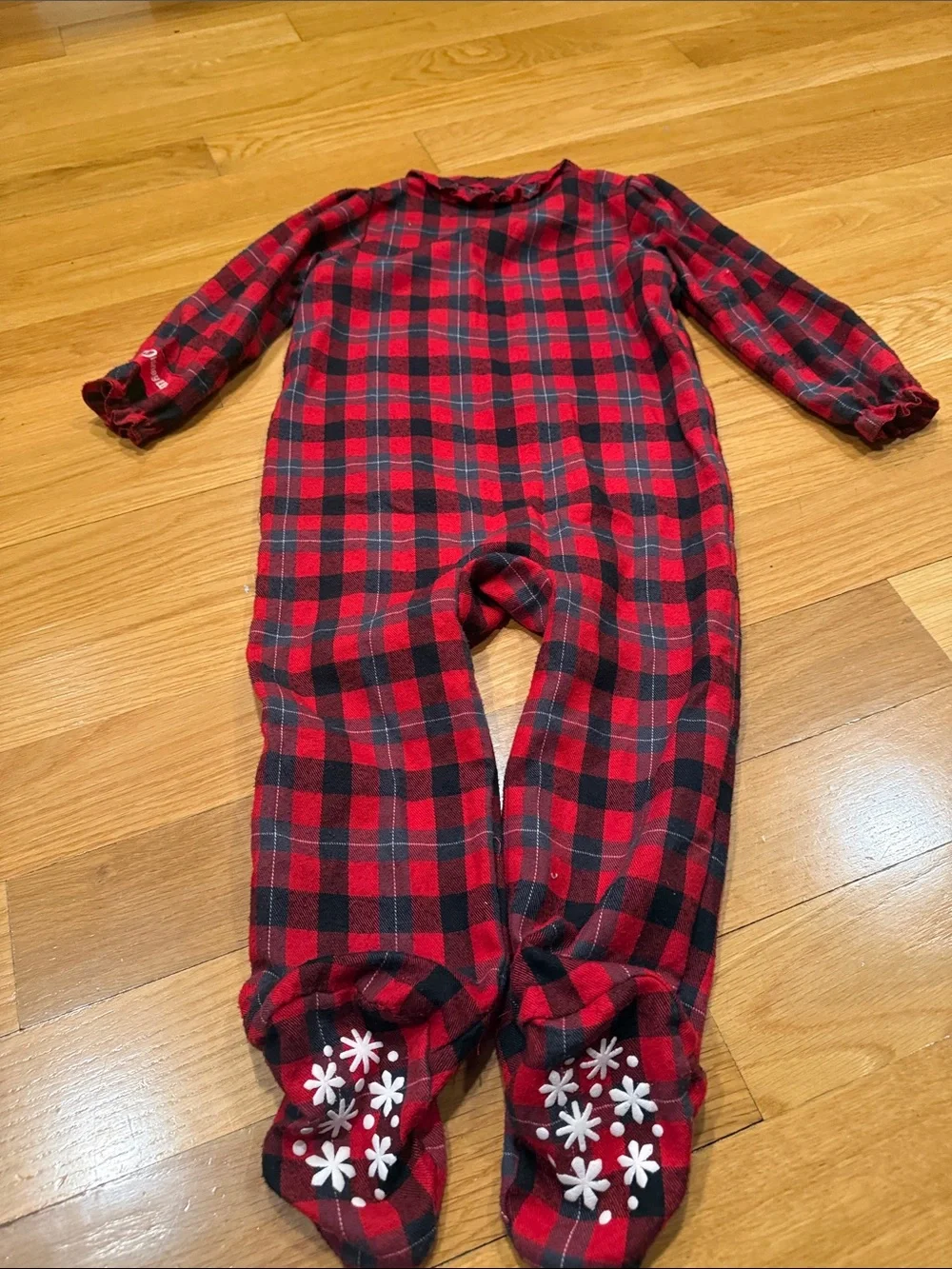Disney parks girl Christmas Minnie Mouse sleeper size 24 months .