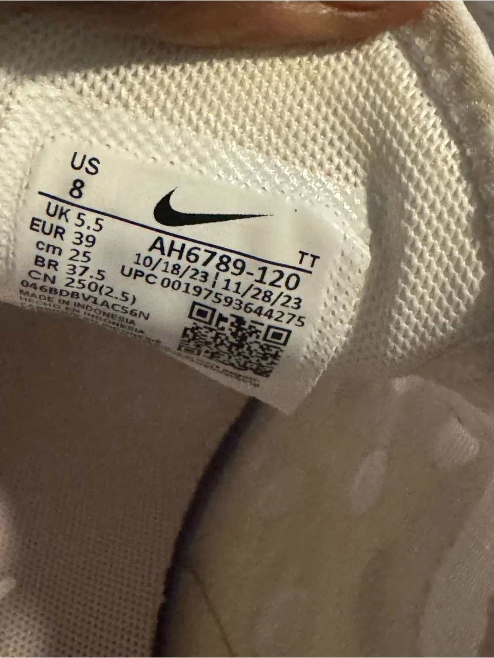 Women's Nike Air Max 270 White/Platinum Violet (AH6789 120)