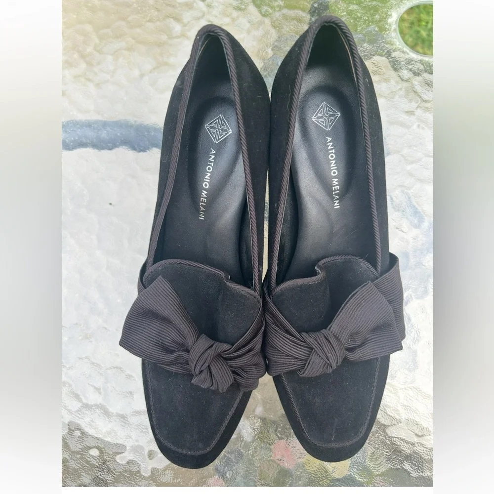 Antonio Melani 7.5 black bow faux suede block heel slip on loafers shoes