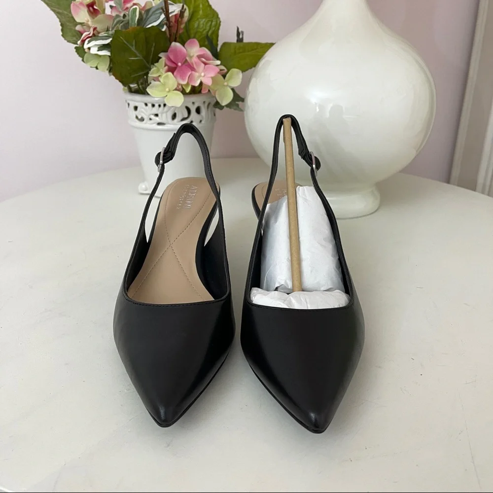 Women's Step 'N Flex Babbsy Pointed-Toe Slingback Pumps