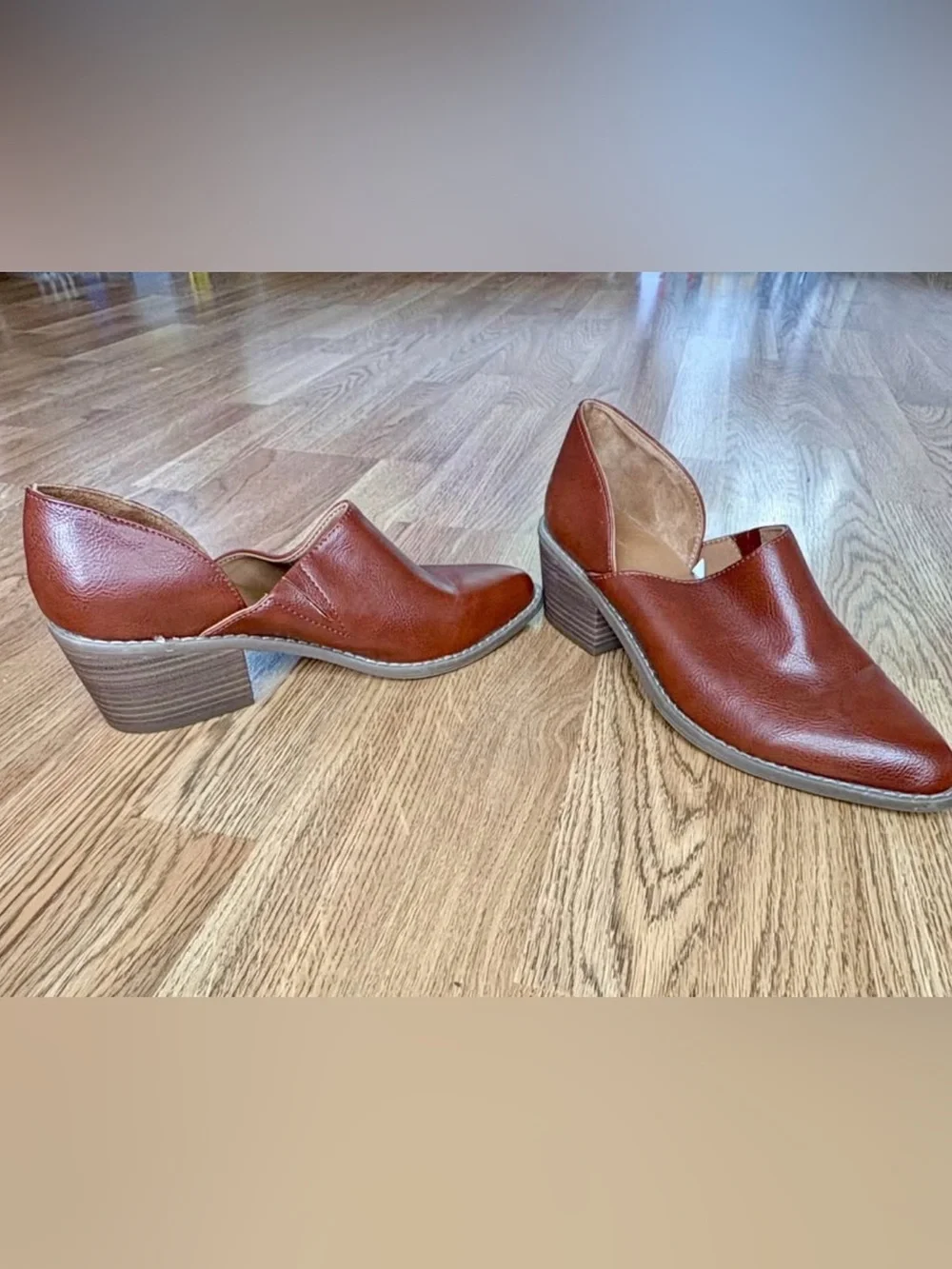 Size 9 Brown Cut-Out Slip-On Ankle Booties