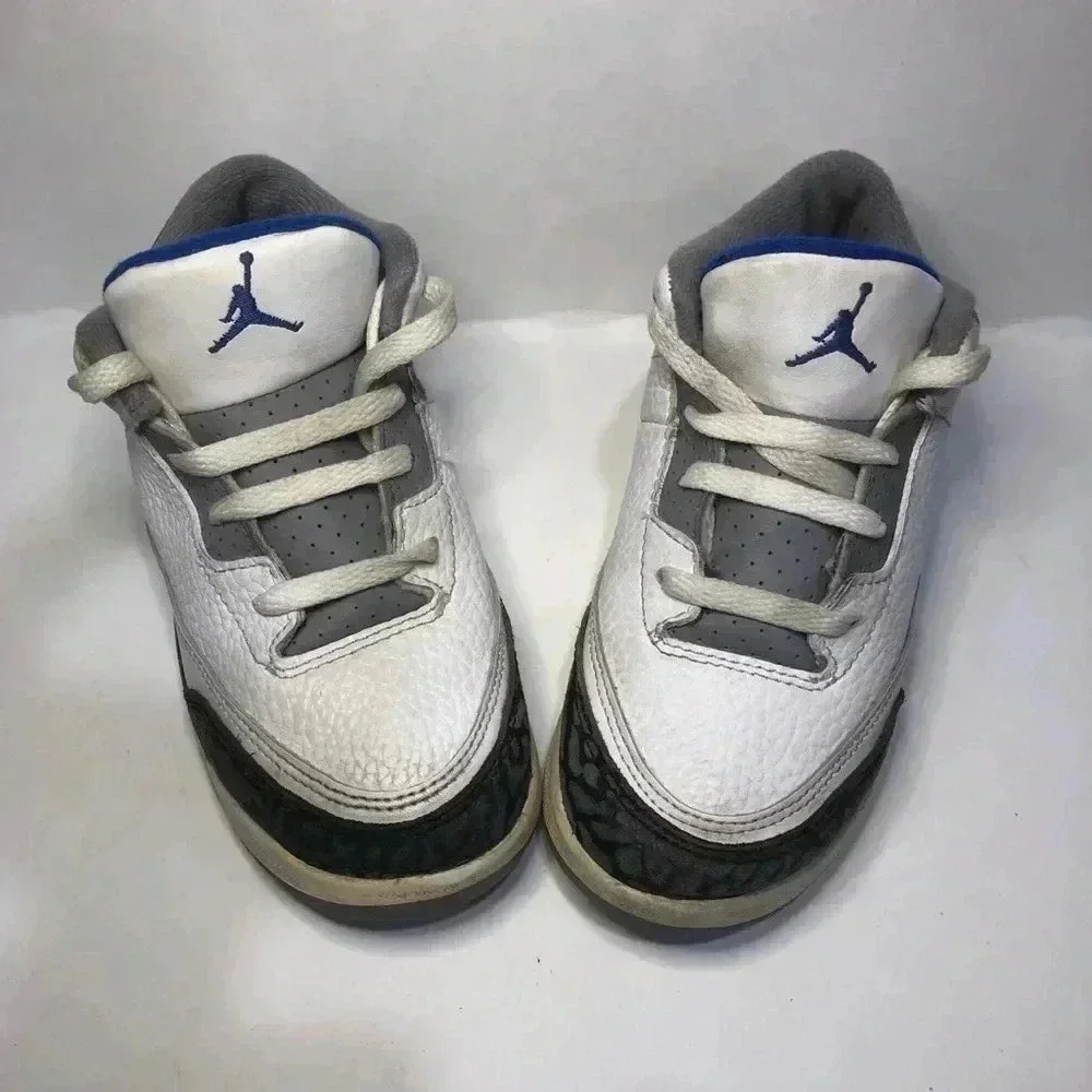 Jordan blue white