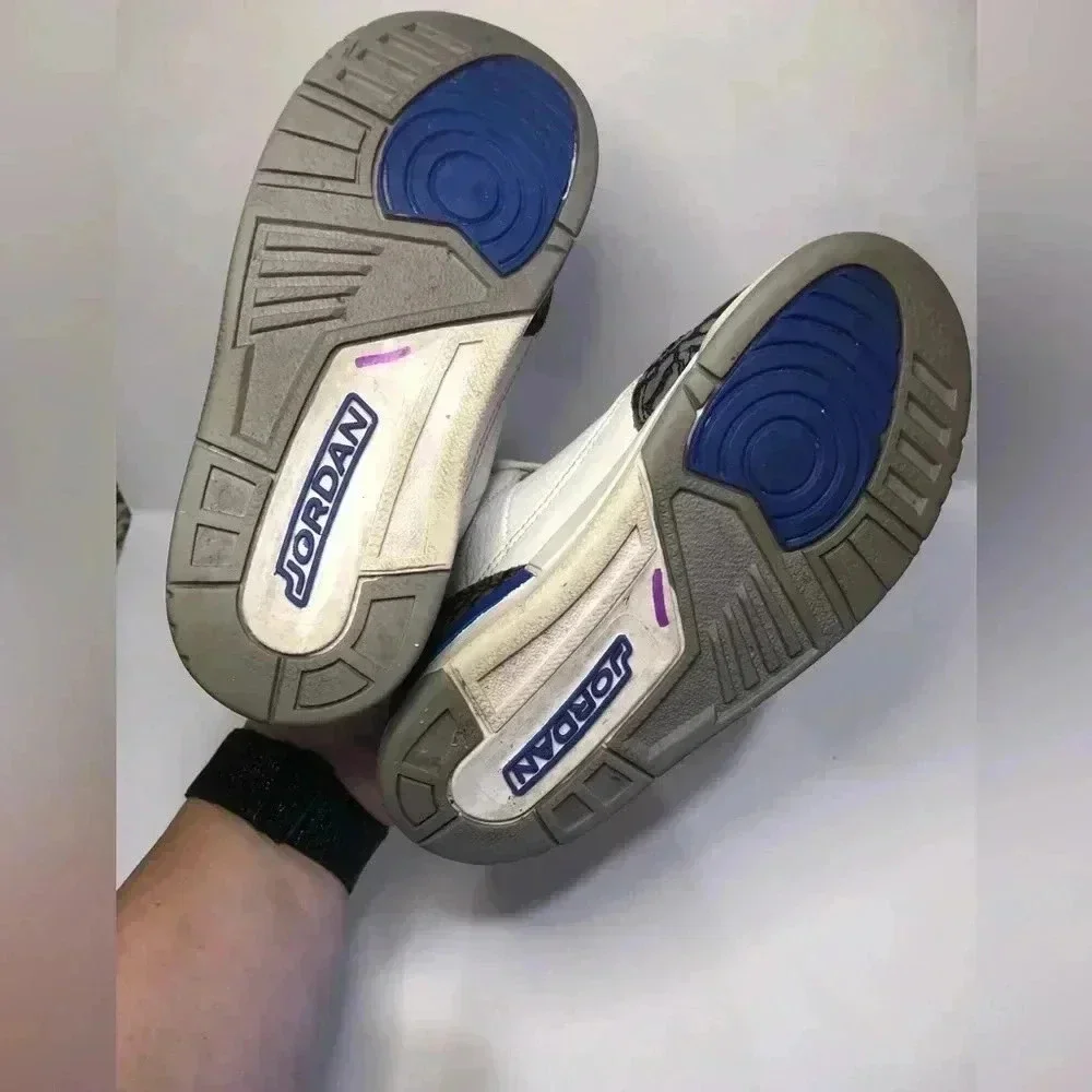 Jordan blue white