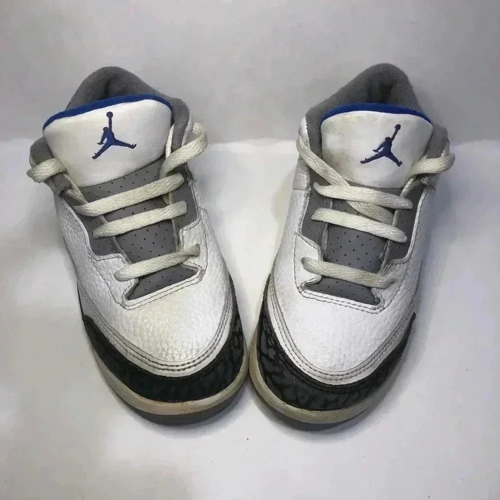 Jordan blue white