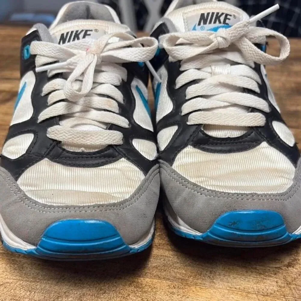 Nike classic air