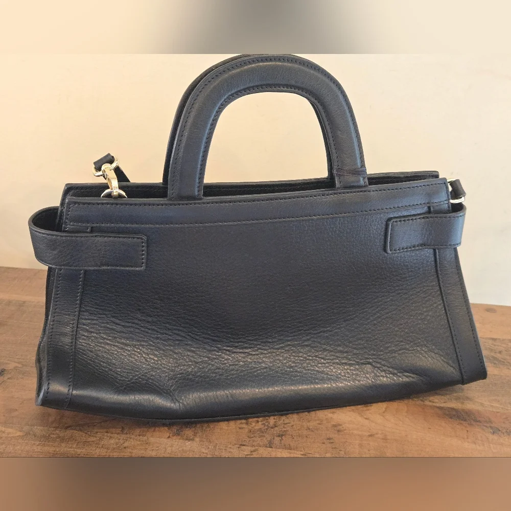 Valentino By Mario Valentino made tiny attached