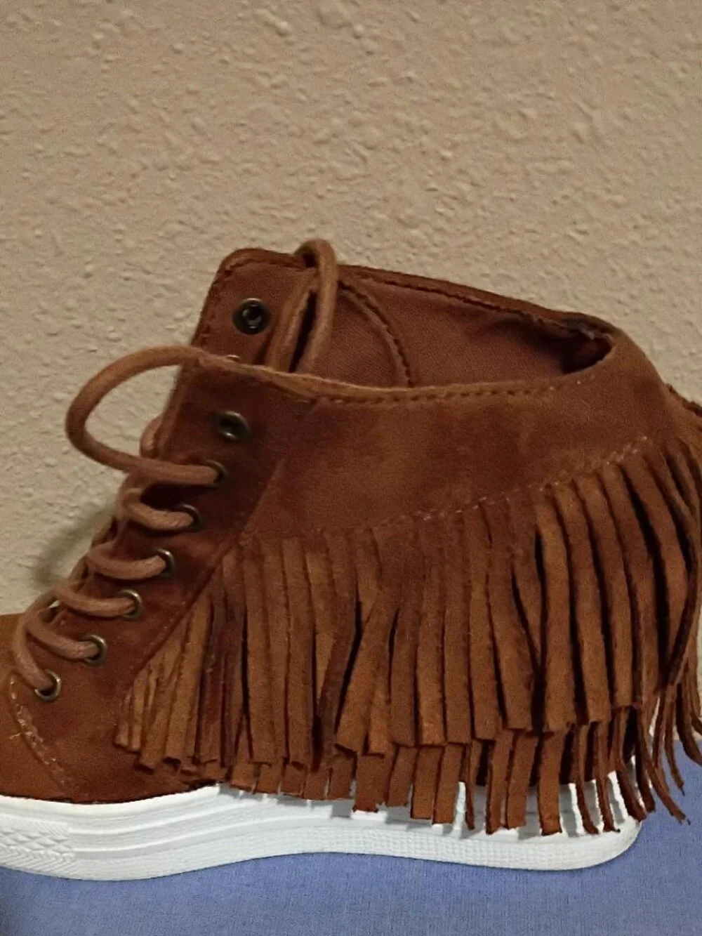 NOT RATED Fringe Sneakers for women Size 6.5 - Brown