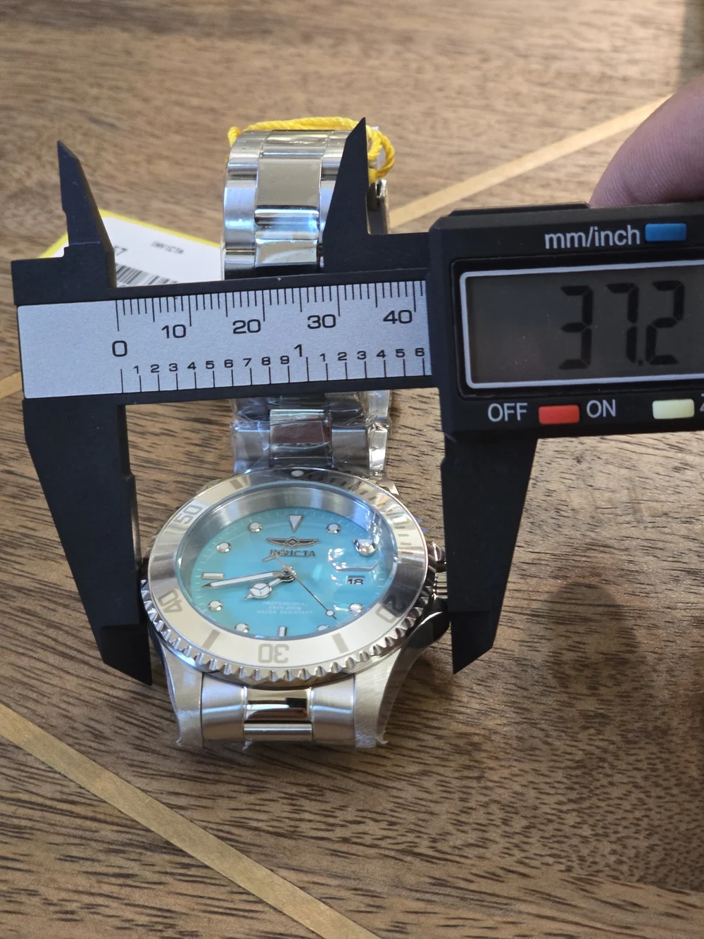 Invicta men’s professional