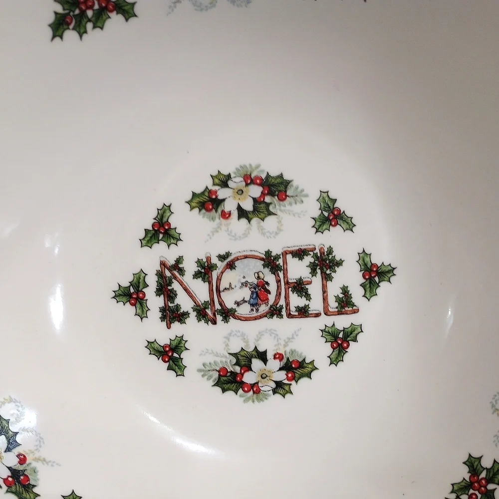 Wood & Sons set soup