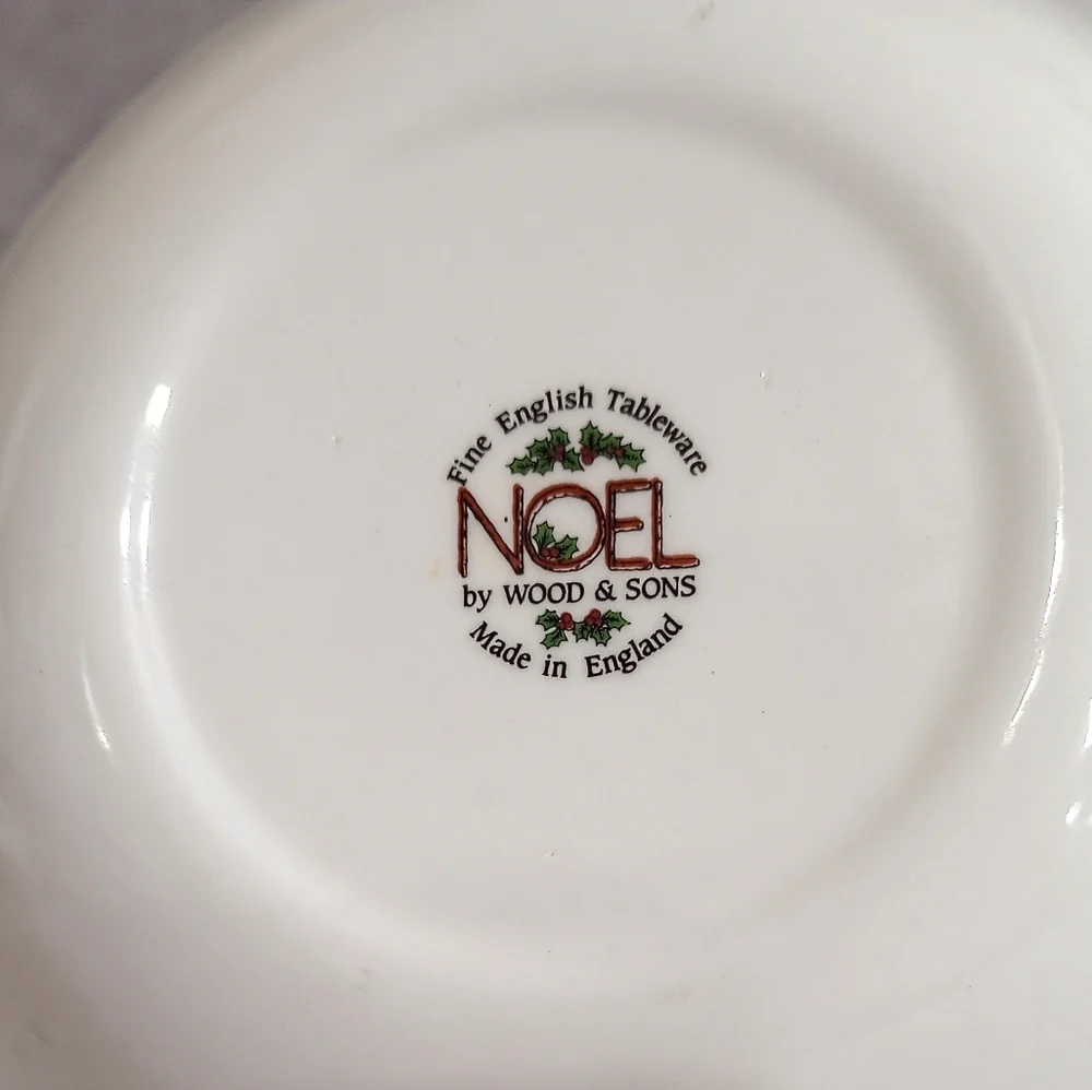 Wood & Sons set soup