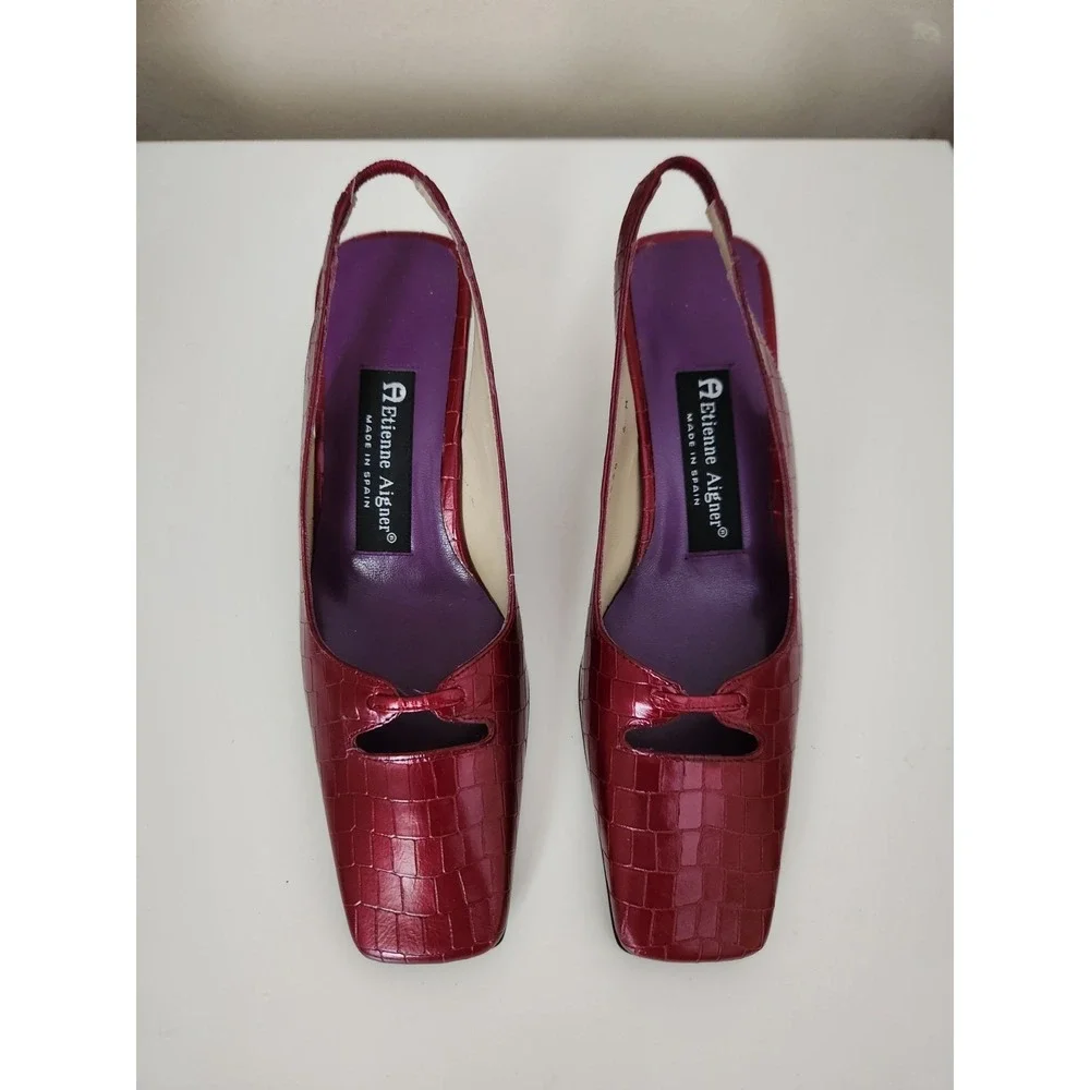 Etienne Aigner good size