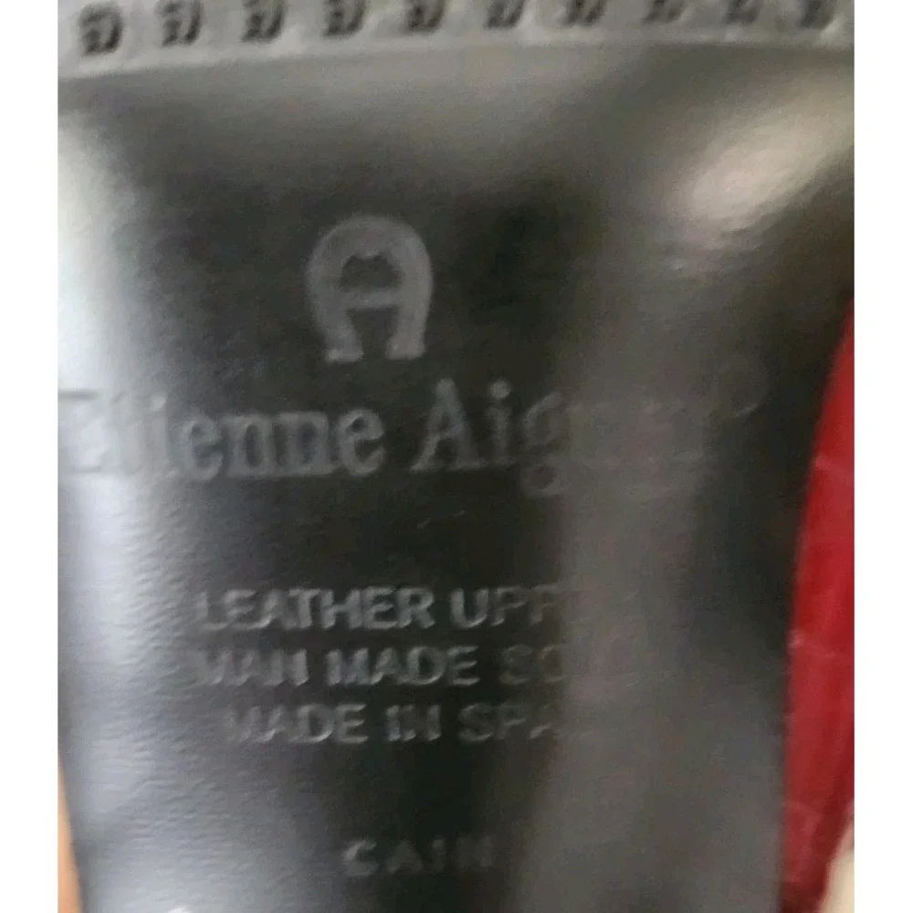 Etienne Aigner good size