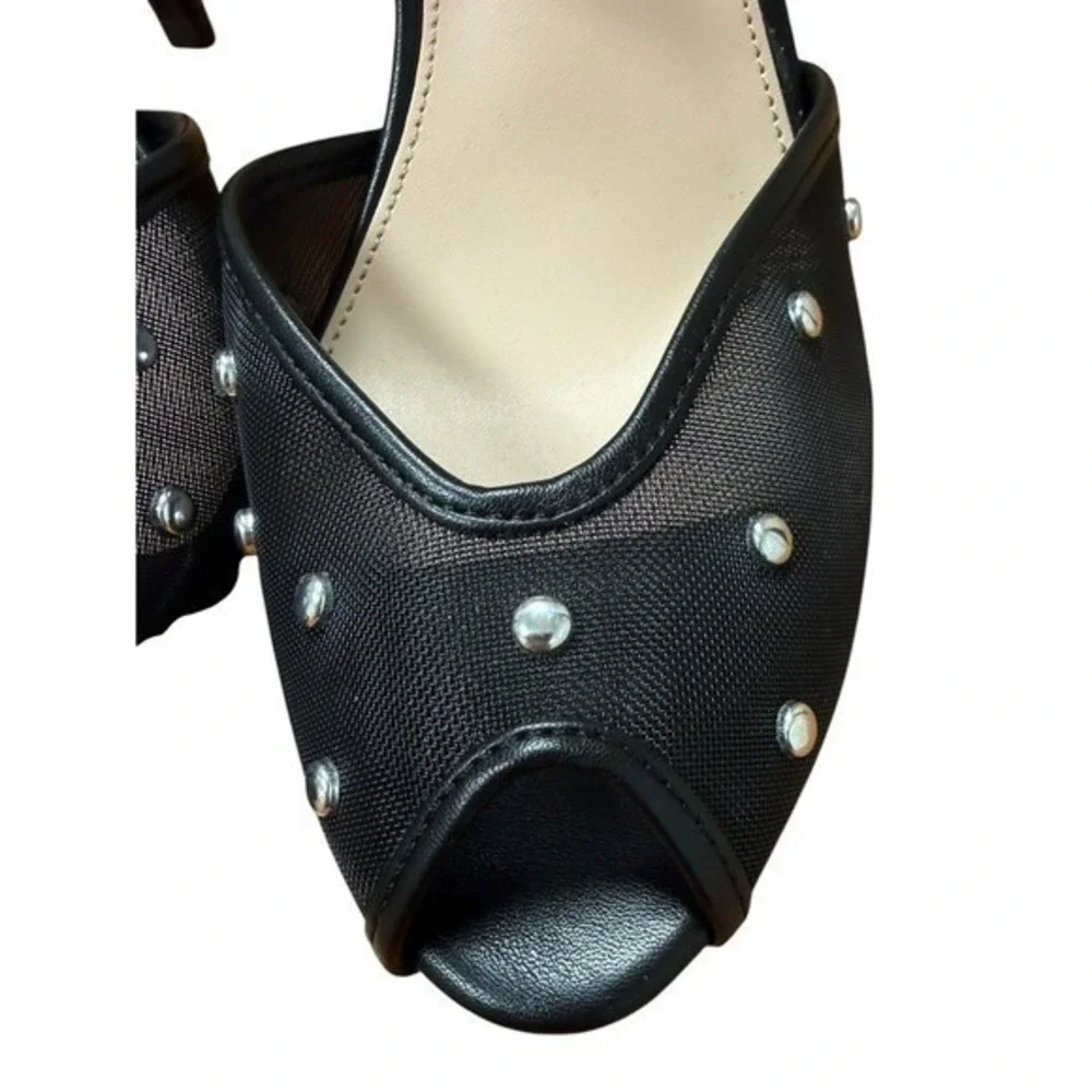 Scoop black studded