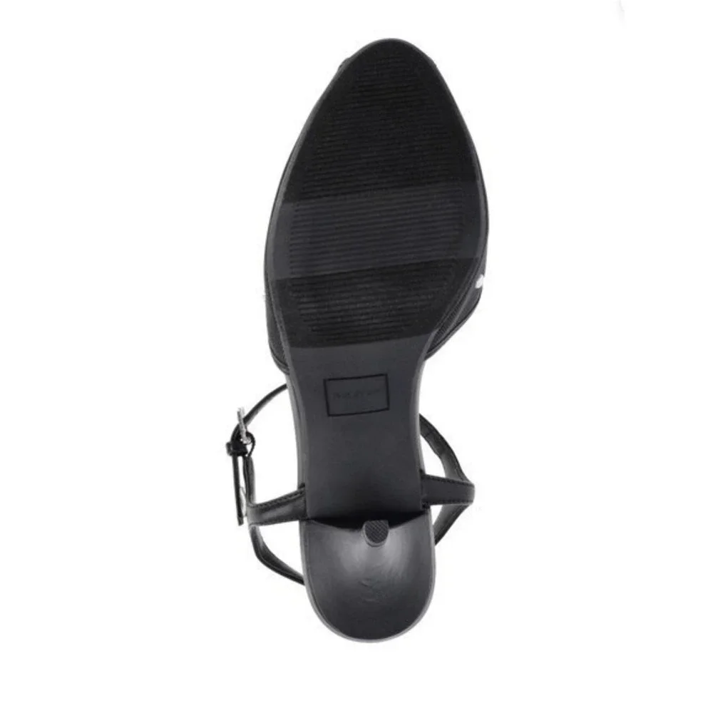 Scoop black studded