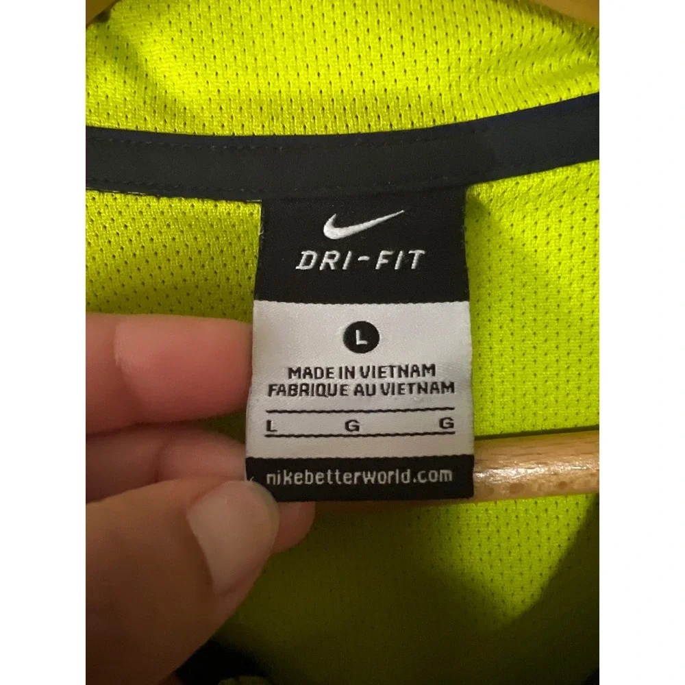 Nike front chest moisture
