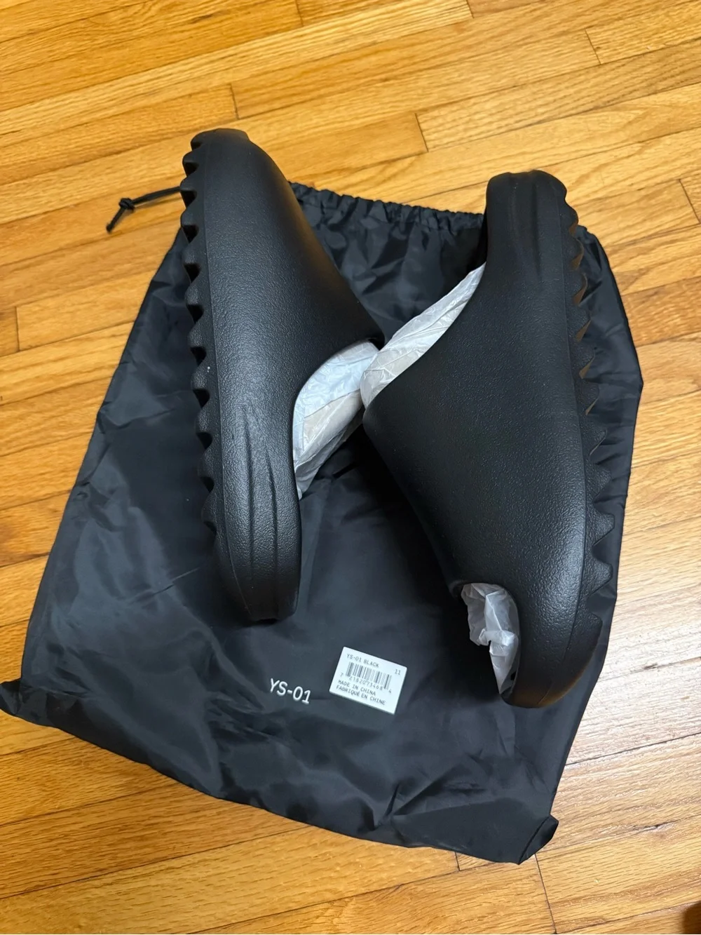 Yeezy Slides YS-01 Black Size 11