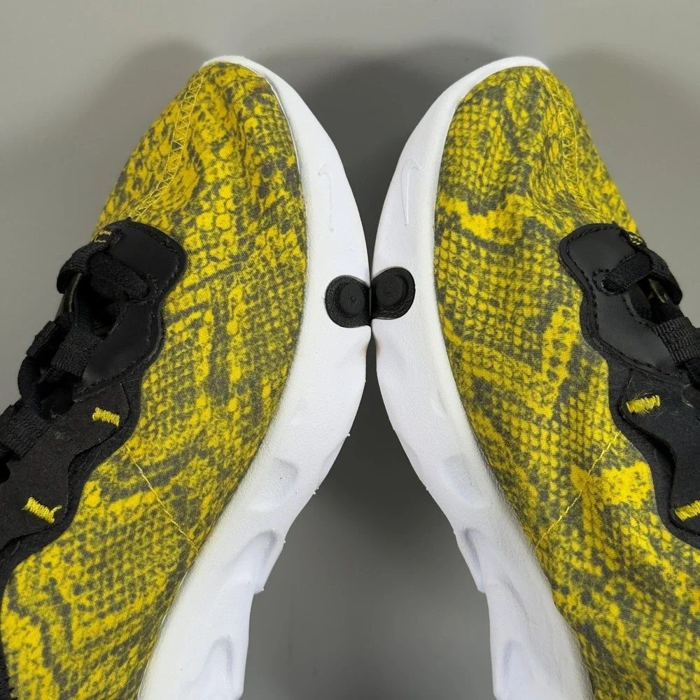 Nike React Element 55 Womens 7 Running Shoe Yellow Black White Snakeskin Sneaker