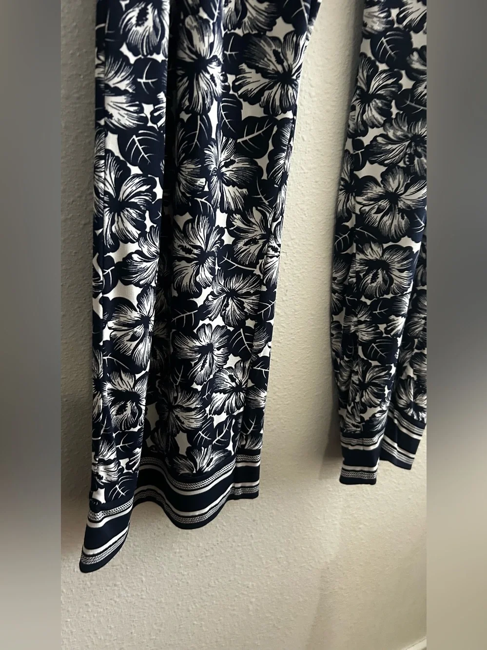 Michael Kors Blue & White Floral Pants