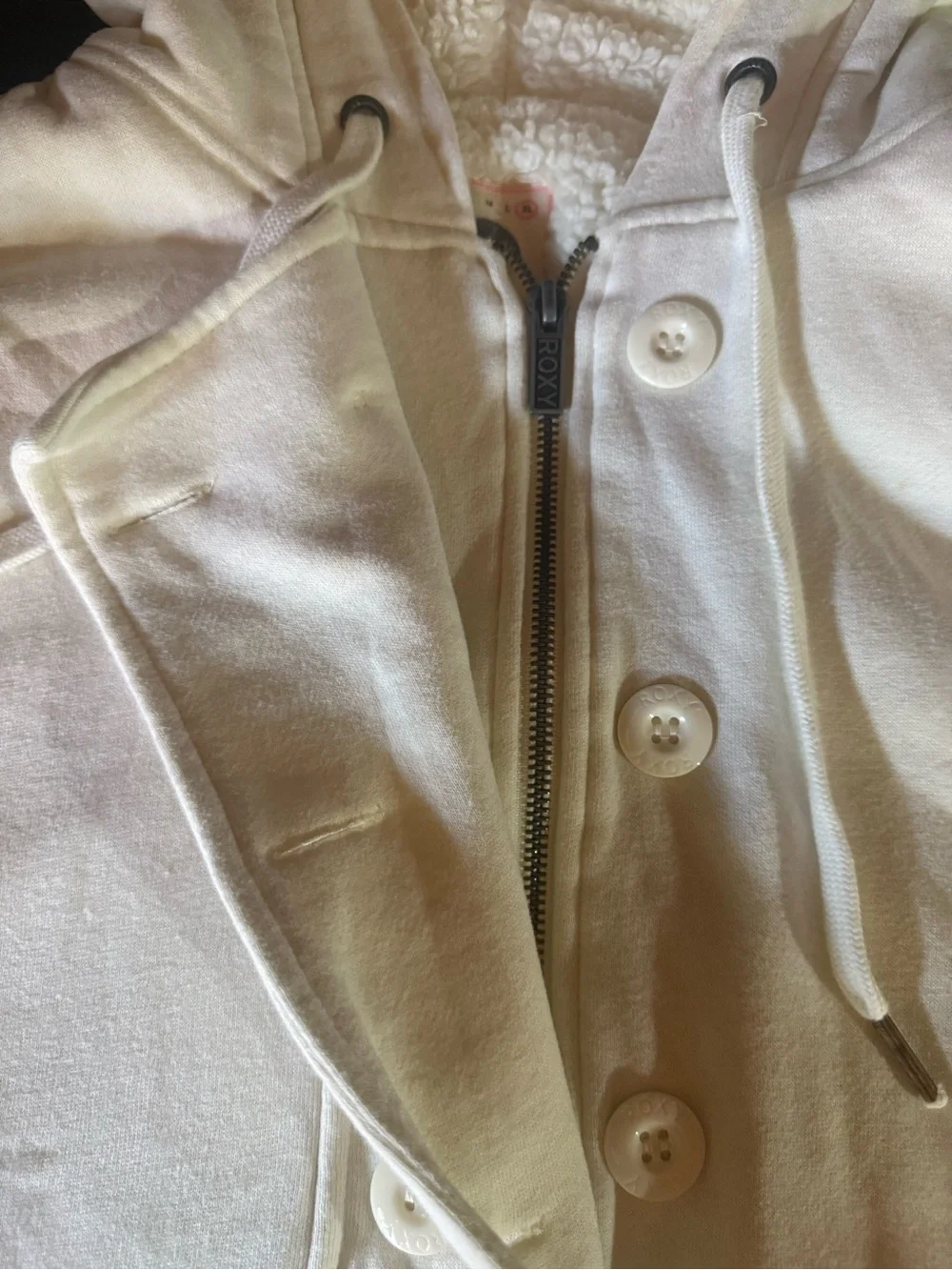 Roxy cozy cream