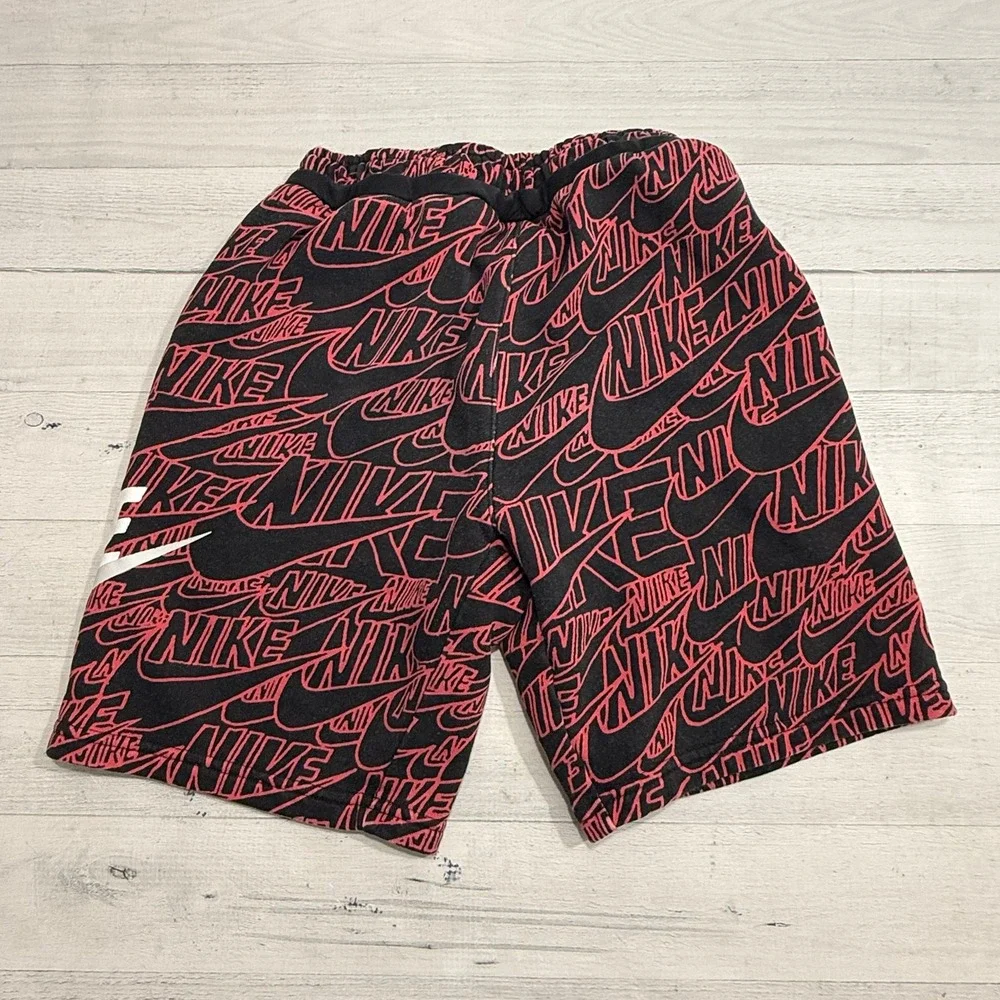 Nike boys short