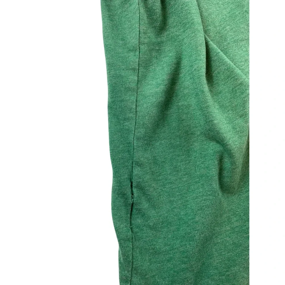 Vineyard Vines **see photos
