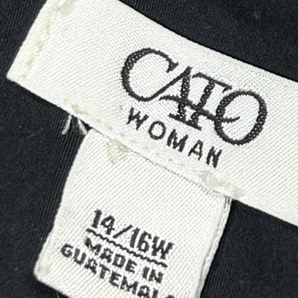 Cato black button