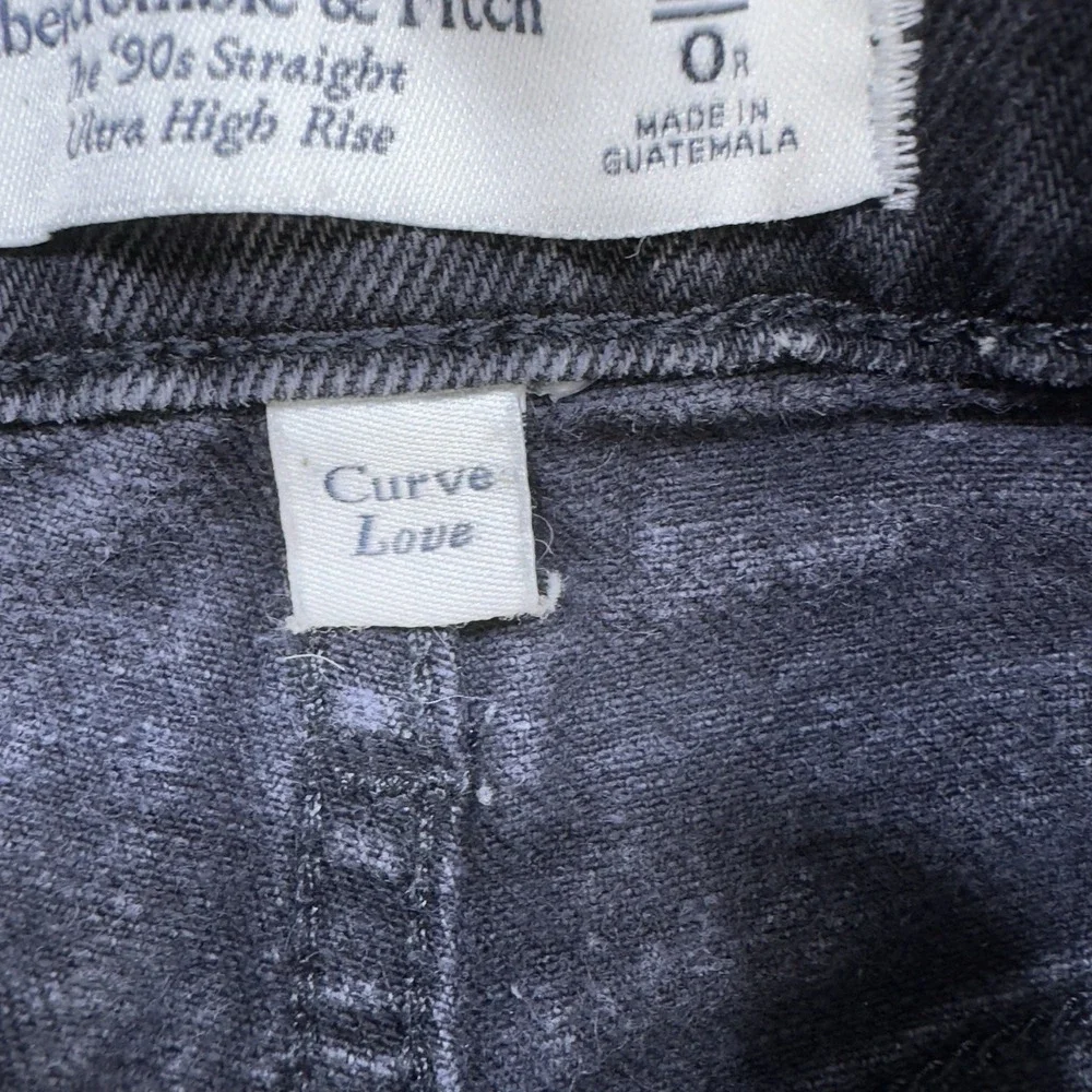 Abercrombie & Fitch these abercrombie