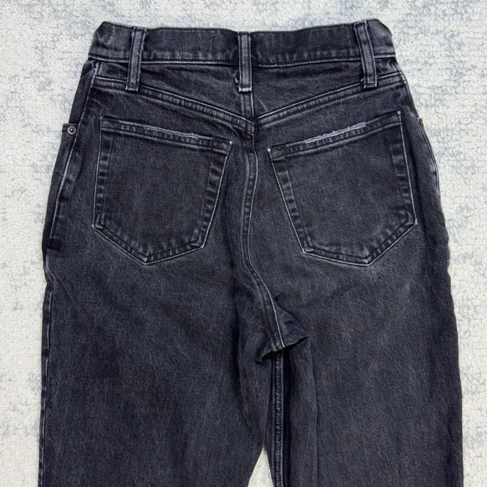 Abercrombie & Fitch these abercrombie