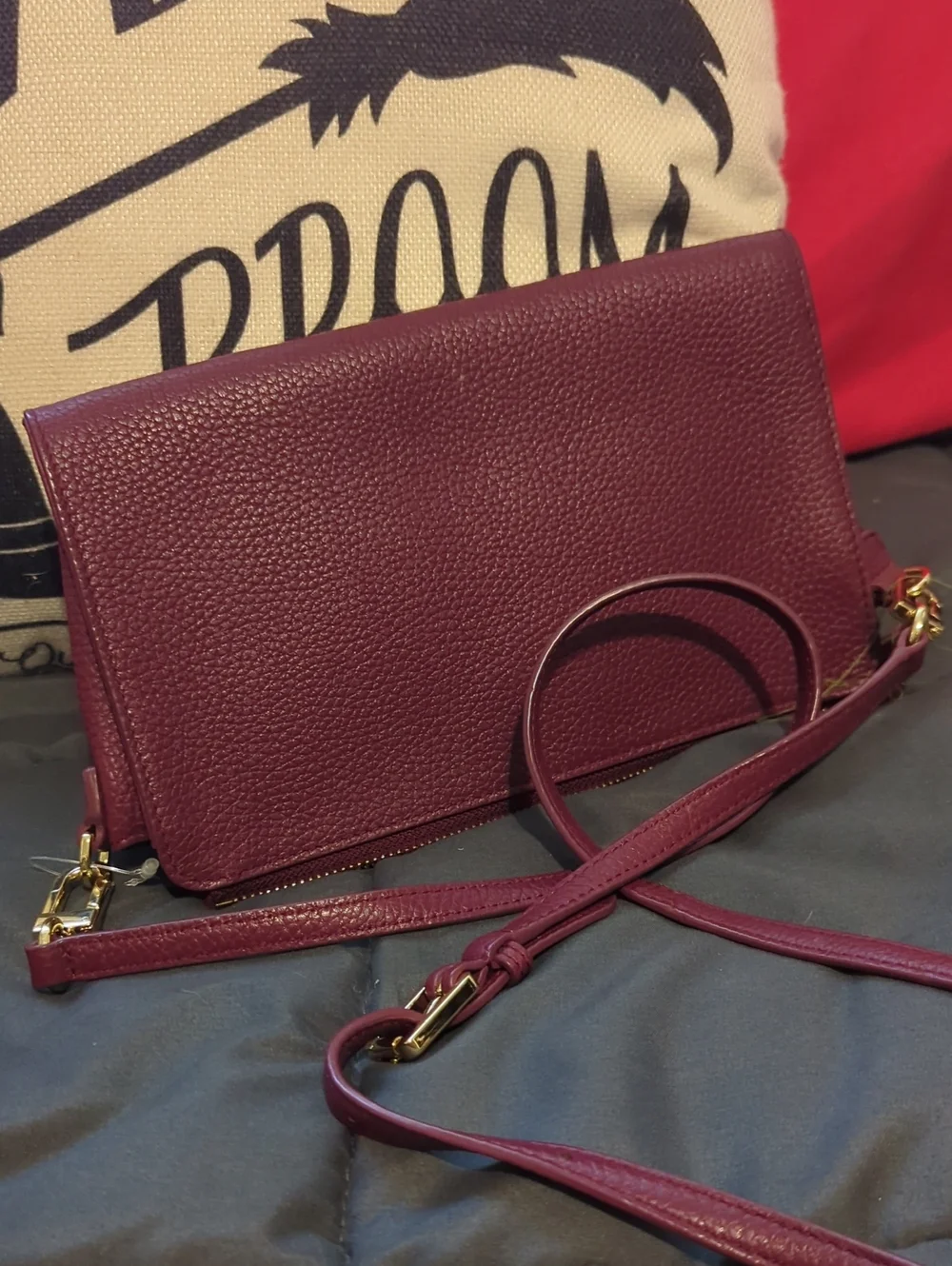 Tory Burch Burgundy Leather Carter Crossbody Wallet Bag with‎ Gold Hardware