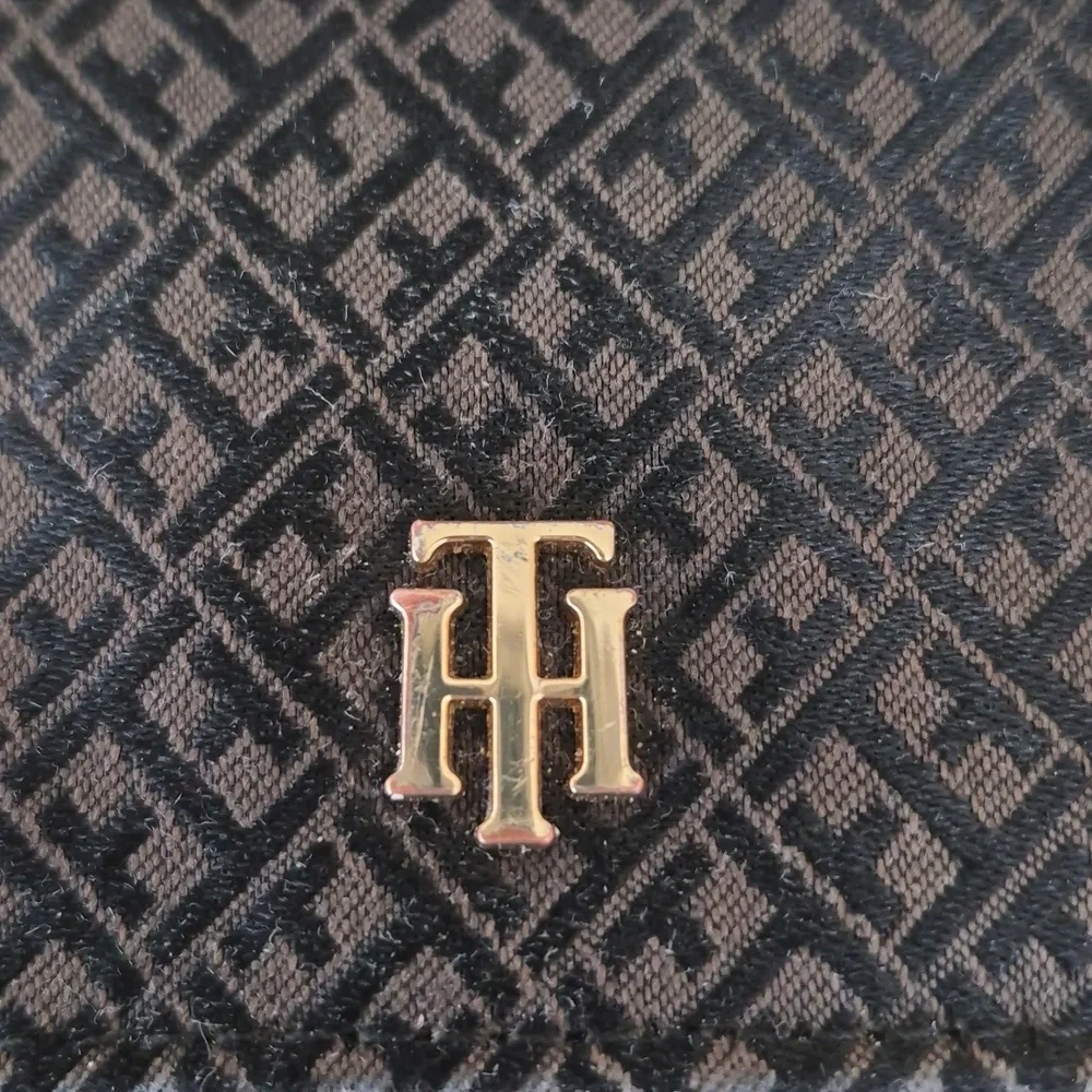 Tommy Hilfiger your consideration