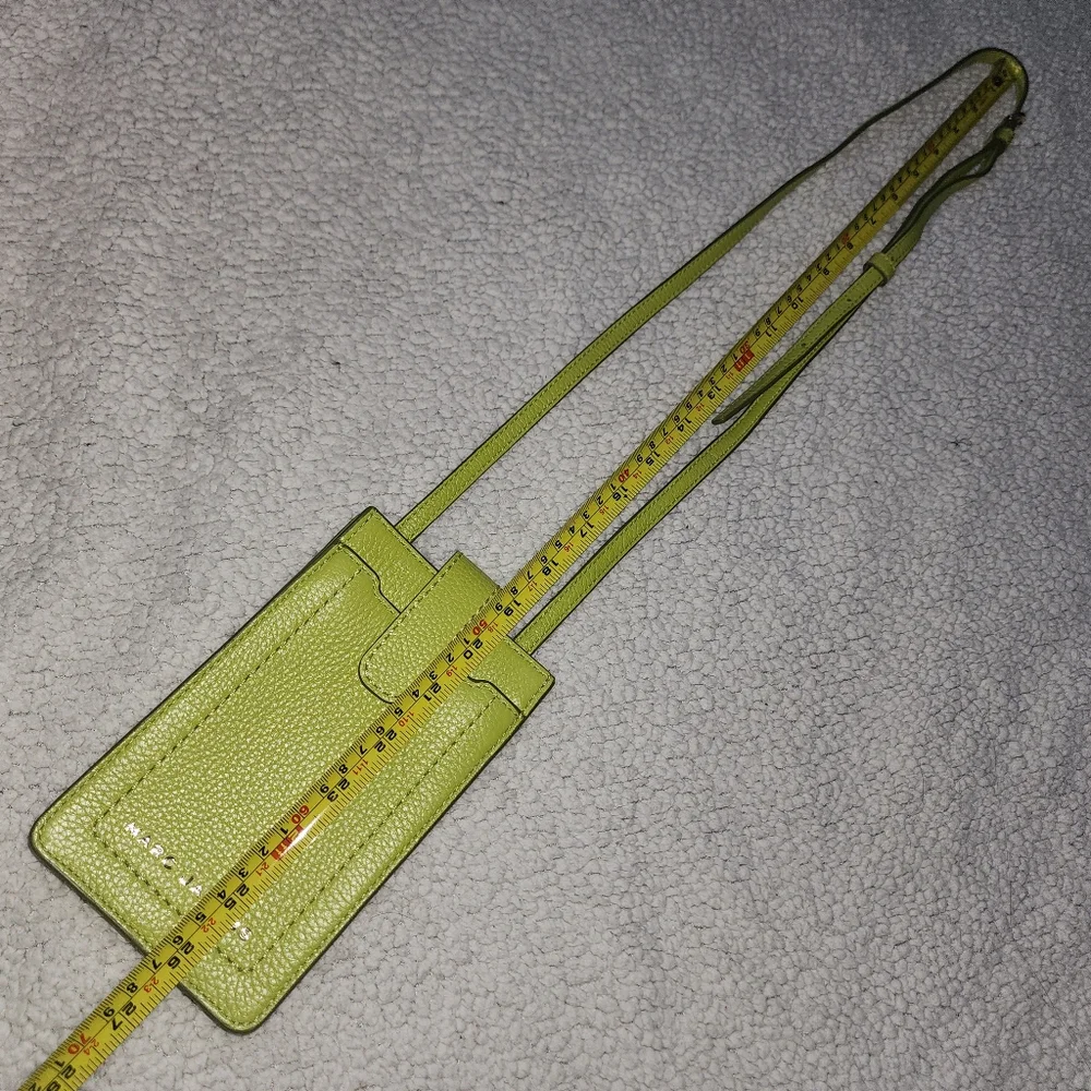 Marc Jacobs Lime Green Pebbled Leather Phone Holder Groove Crossbody
