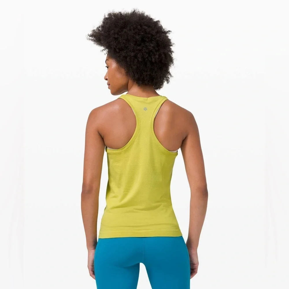 lululemon athletica good size
