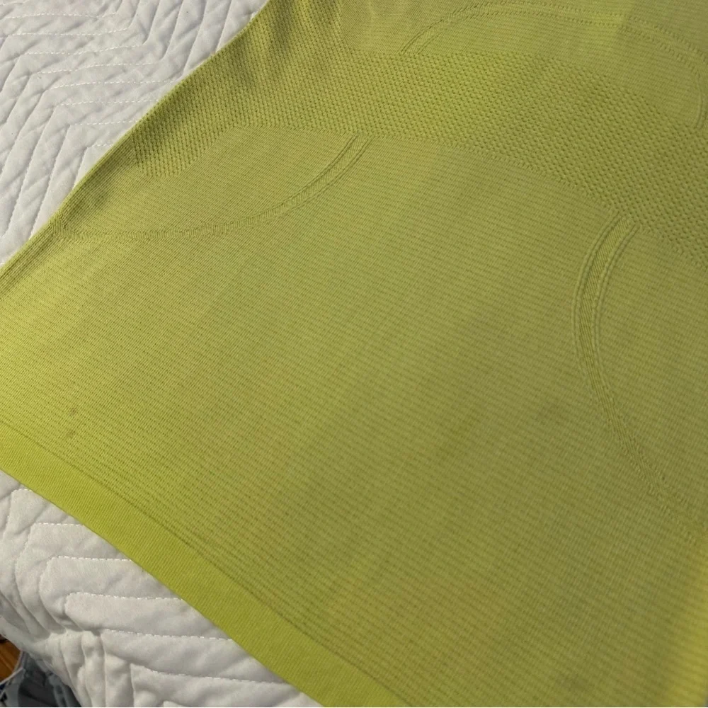 lululemon athletica good size
