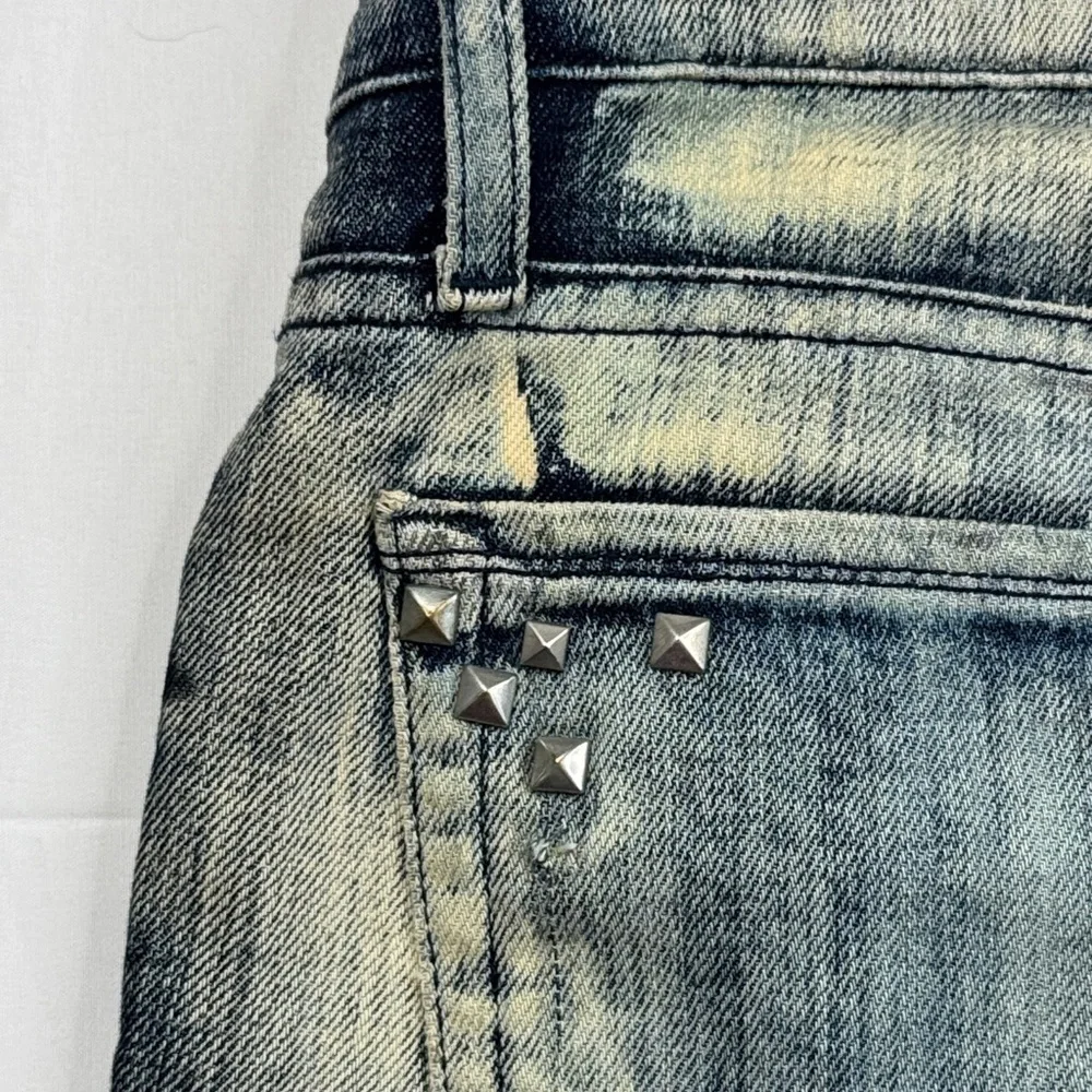 Rock & Republic chic distressed