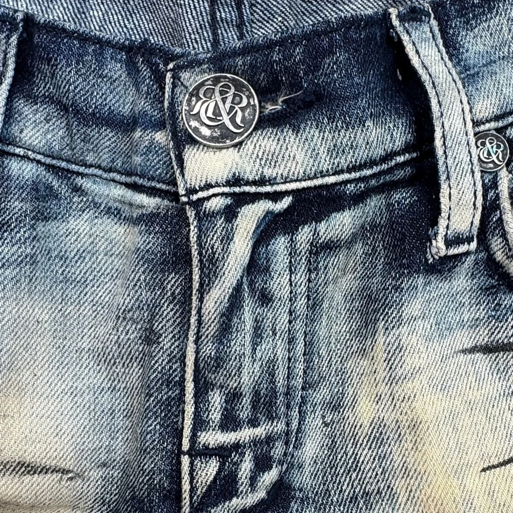 Rock & Republic chic distressed