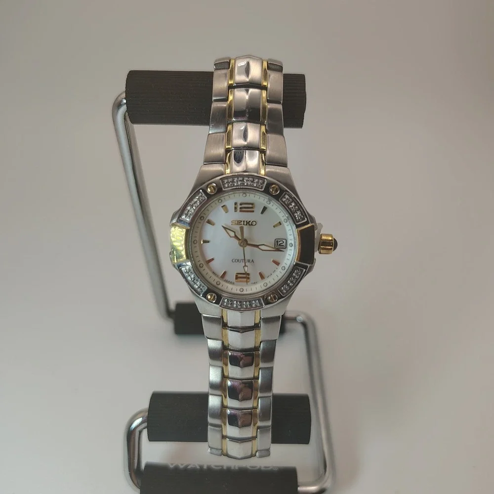Vintage 2006 Seiko Coutura Solar Genuine Diamond Japanese Women's‎ Quartz Watch