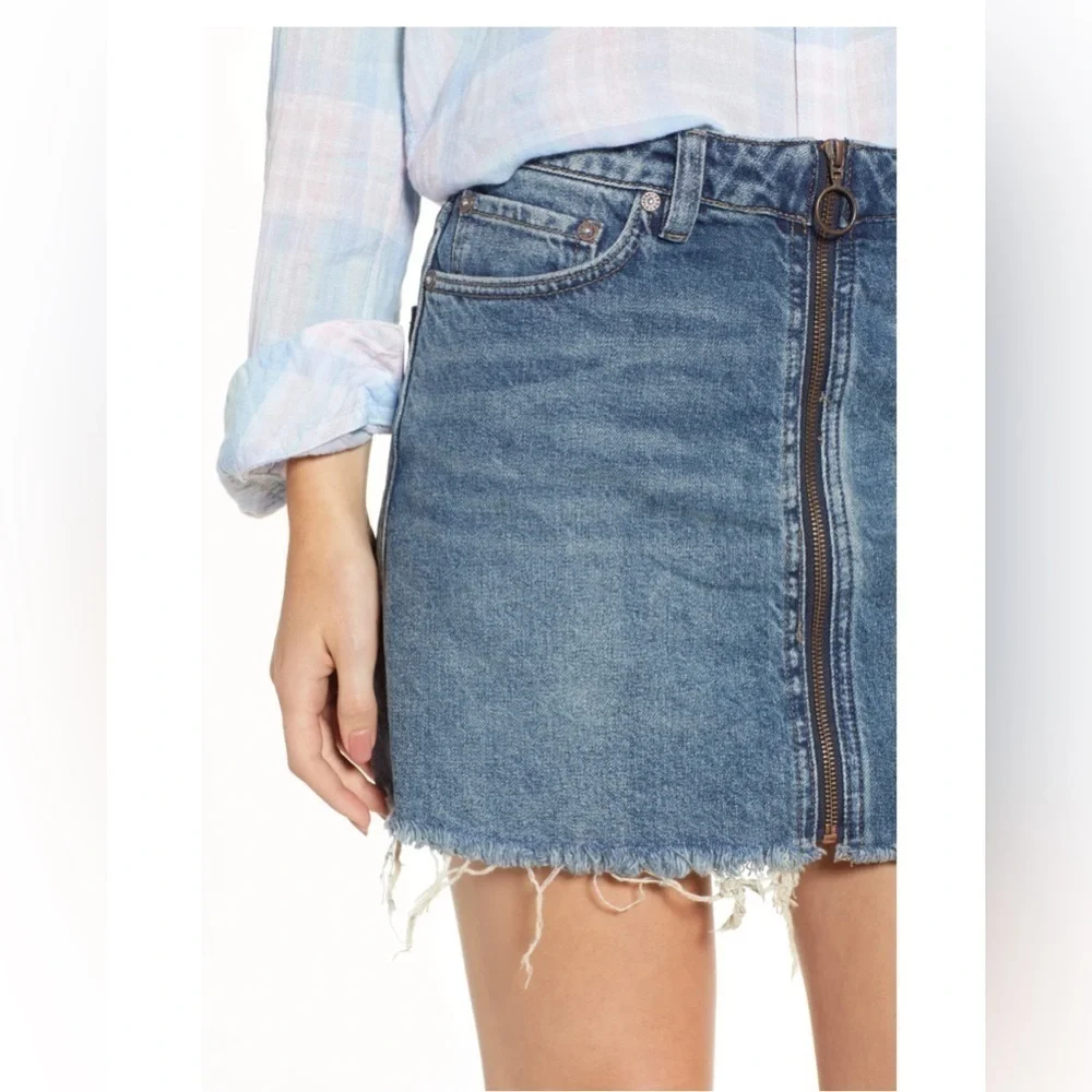{Free People} zip up skirt