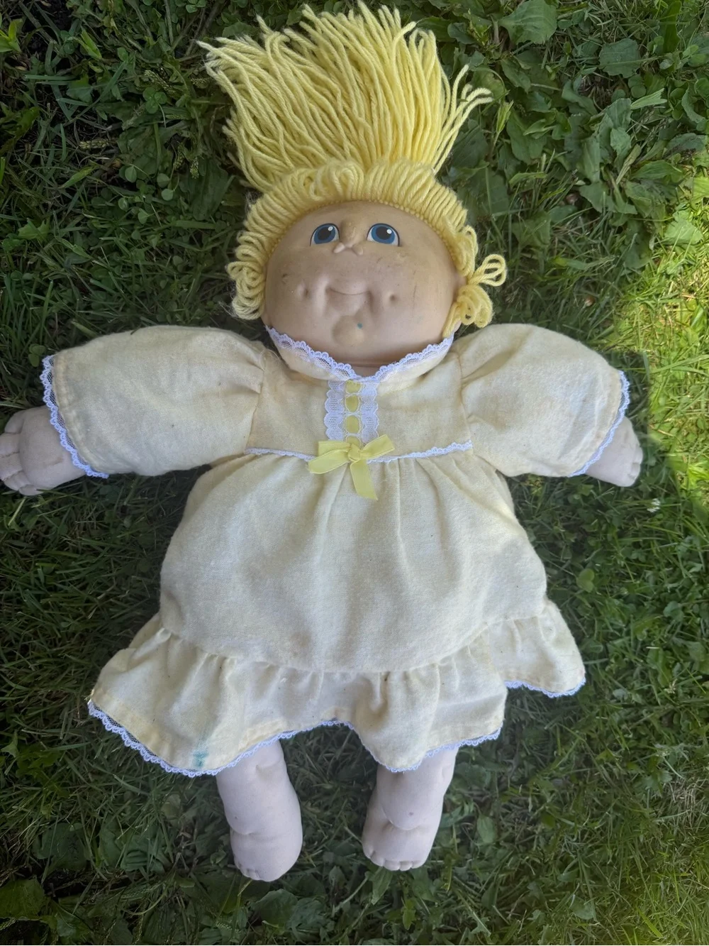 Cabbage Patch Kids soft yellow