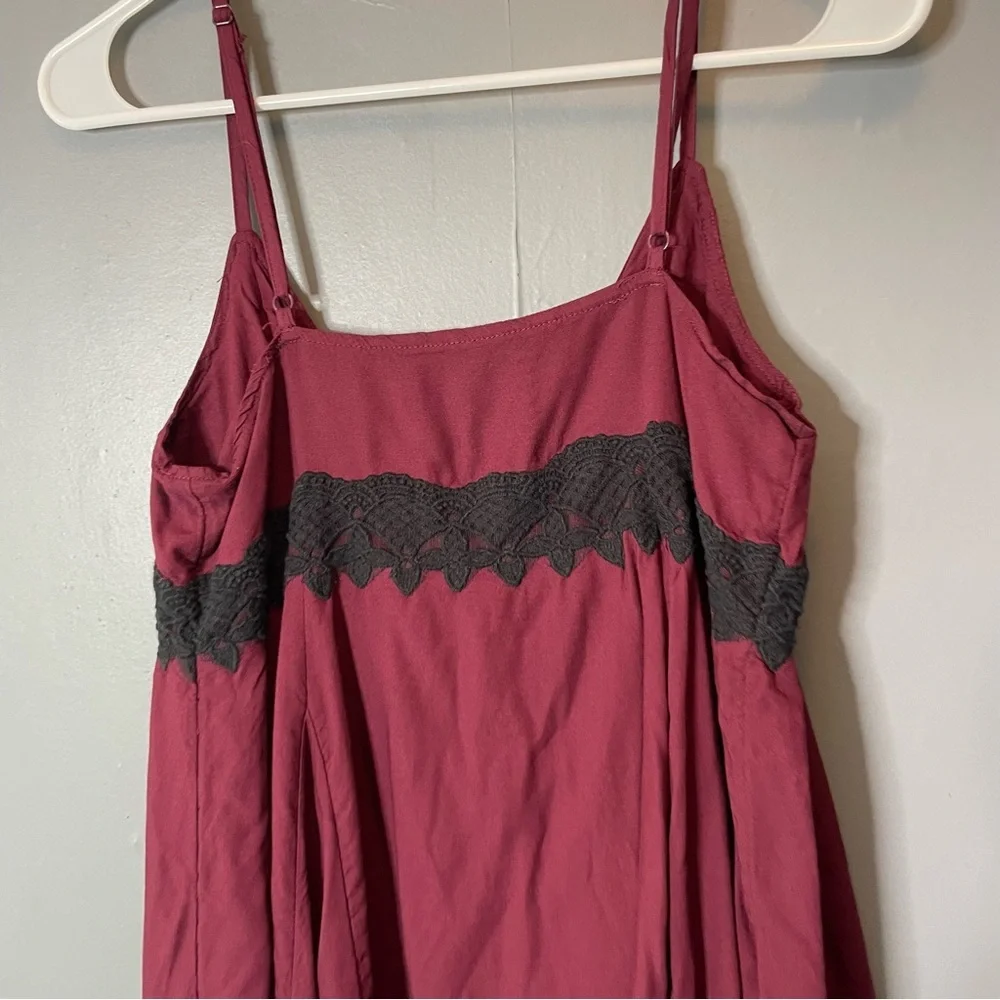 Urban outfitters Burgundy babydoll Dress‎ with Black Lace Detail size small