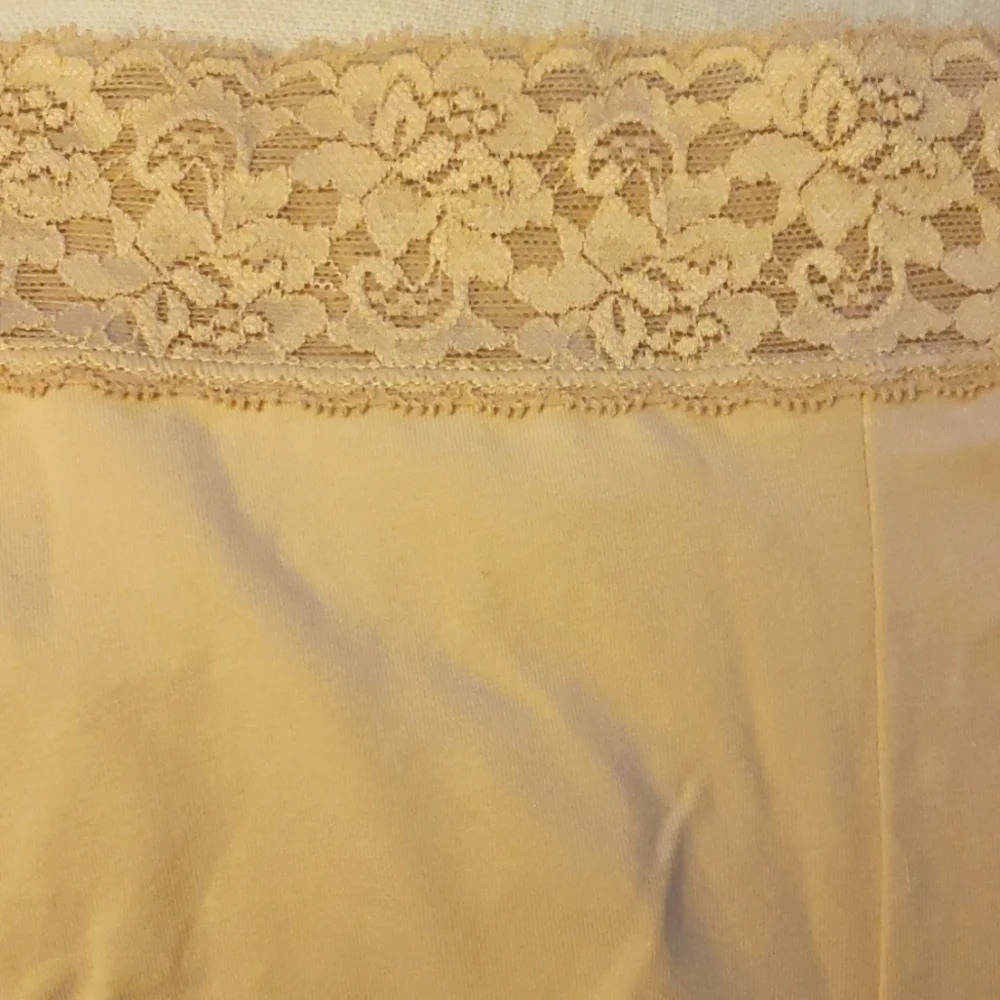 Maidenform fabric soft nylon
