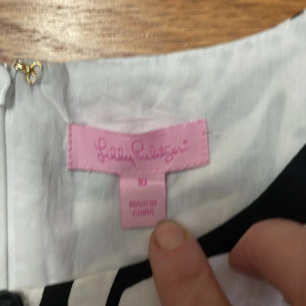 Lilly Pulitzer questions leave