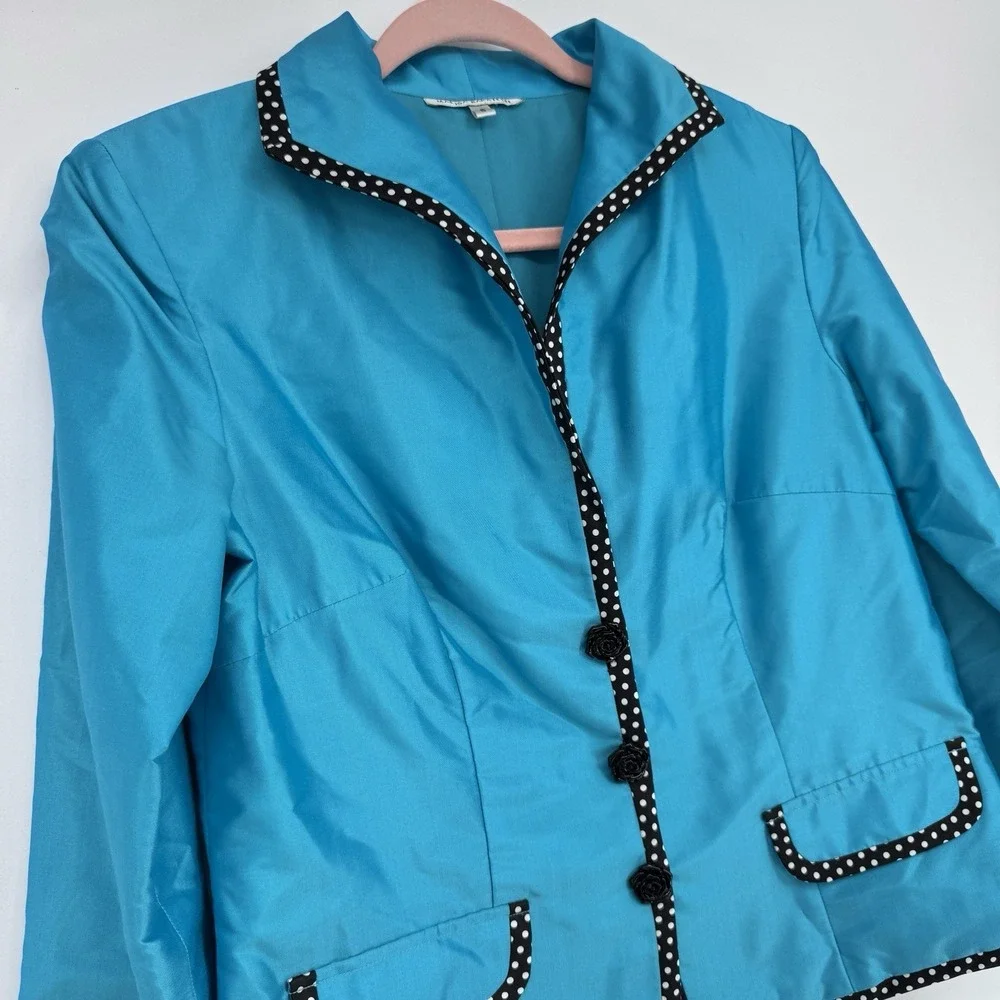 Marisa Baratelli 23 shoulder