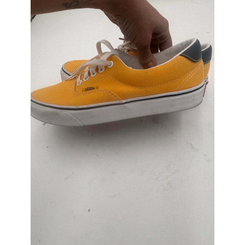 Vans authentic red