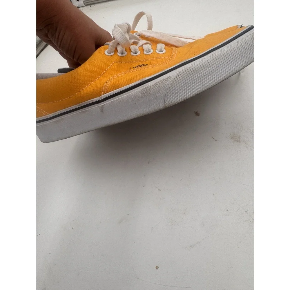 Vans authentic red